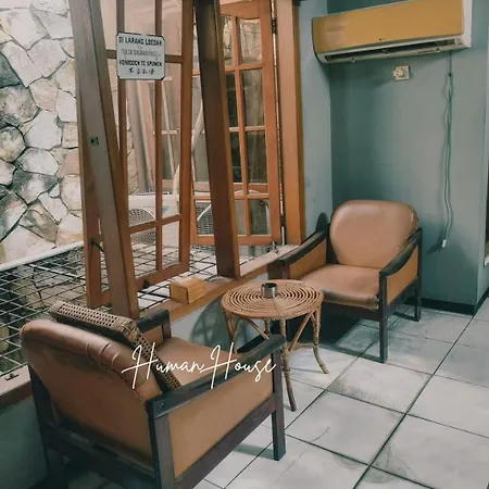 Human House-3